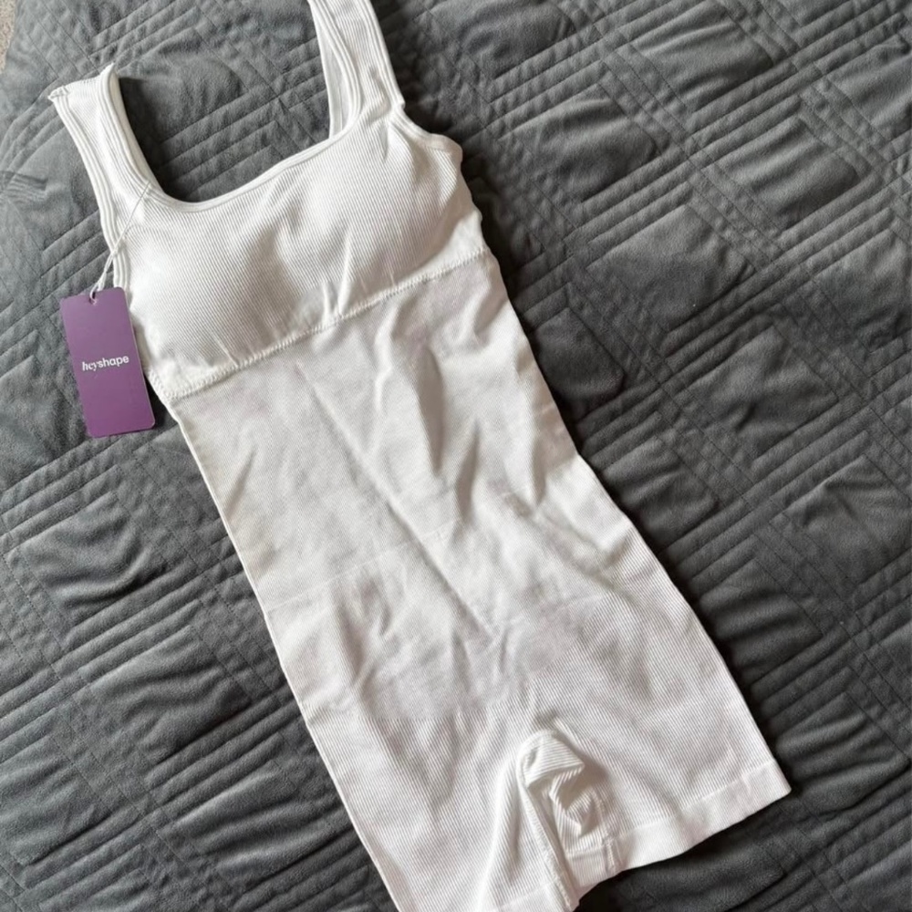 HEYSHAPE Square neck bodysuit